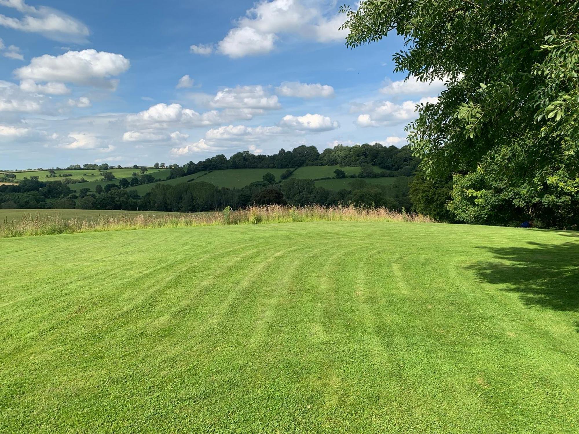 Upper Home Farm Plaish Exterior photo